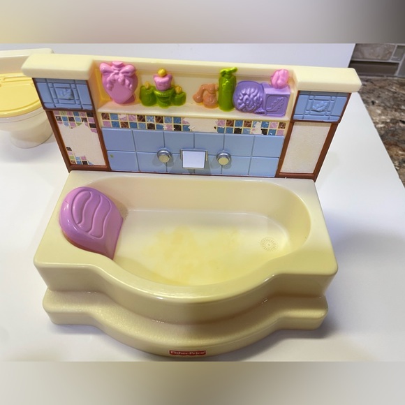 Fisher-Price Loving Family Dollhouse Bathroom Set - Picture 2 of 4